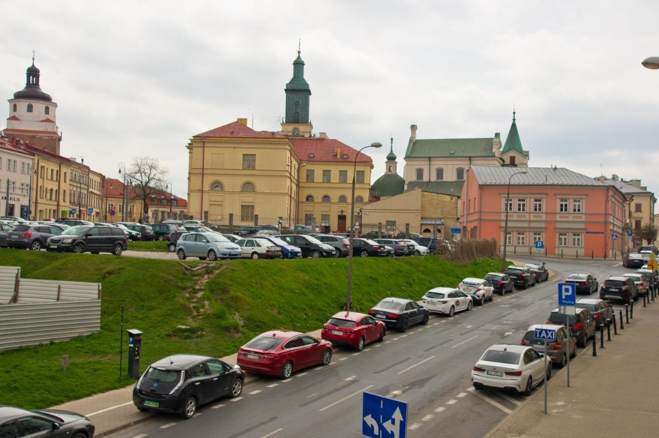 Apartament Granatowy Swietoduska 12 Люблин Экстерьер фото